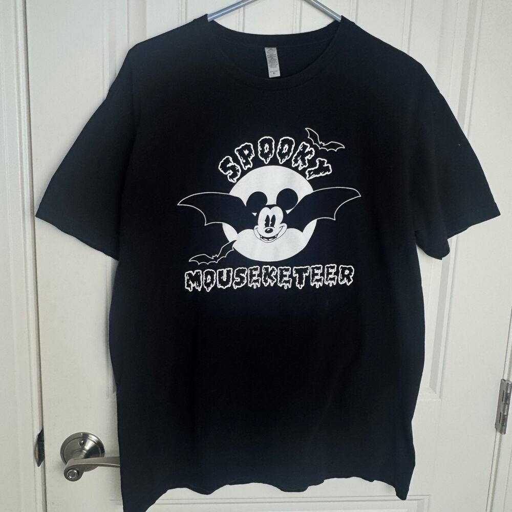 Mickey Mouse Spooky Mousketeer Vampire T-Shirt Black XL Halloween Fall Vibes